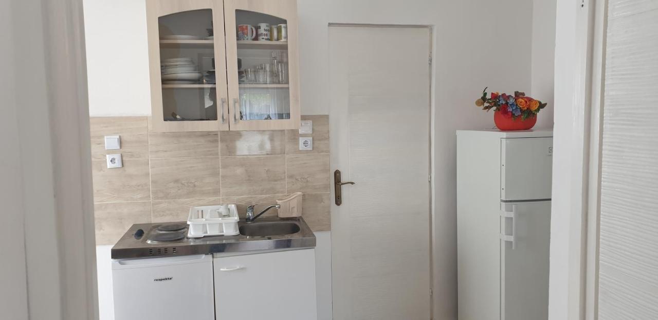 Napfeny Apartmanhaz Balatonberény Eksteriør bilde